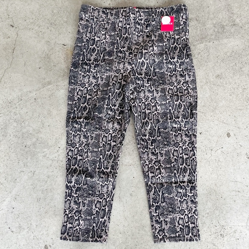 SPANX NWT Jean-ish Cropped Leggings